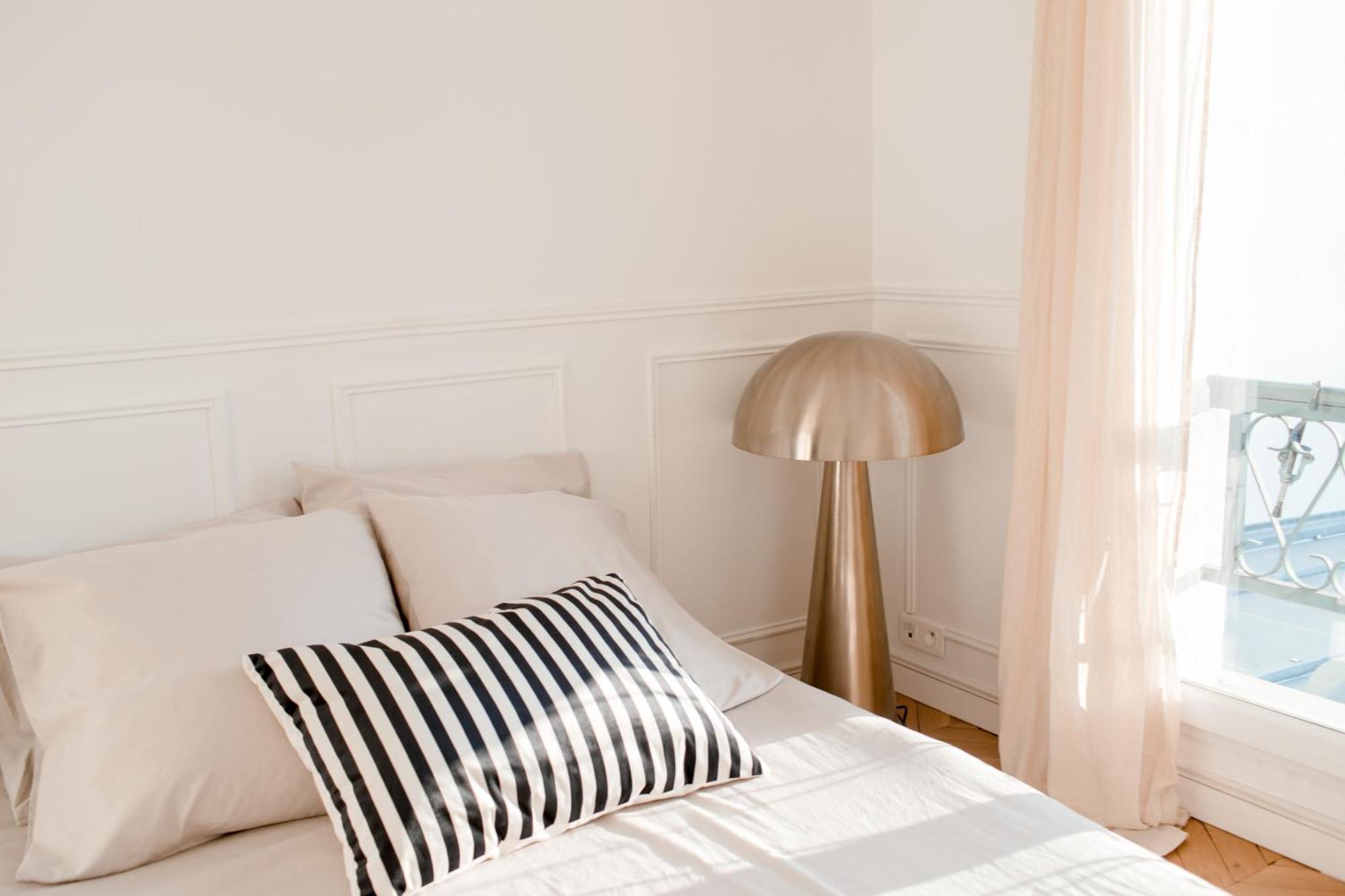 Logement Entier Ou A Partager Dans Maison Familiale A Rueil Malmaison, Proche De Paris La Defense מראה חיצוני תמונה